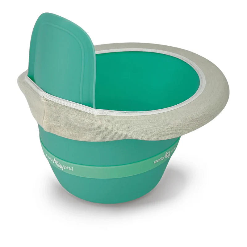 Der Easy Pisi Easypisi - Stoffüberzug für Windelfreitöpfchen ist ein tealfarbenes Töpfchen für Kleinkinder mit einem Spritzschutz und einem weichen, hellgrauen Öko-Tex Standard Stoffrand.
